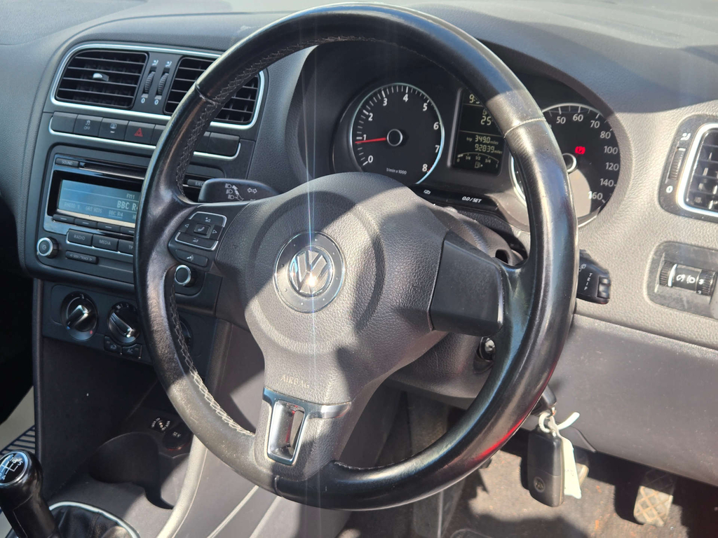 Volkswagen Polo S Ac  #18