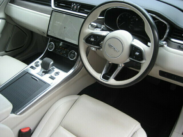 Jaguar XF 2.0 D200 R-dynamic S Grey #16