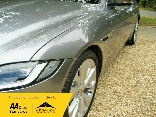 Jaguar XF 2.0 D200 R-dynamic S Grey #10