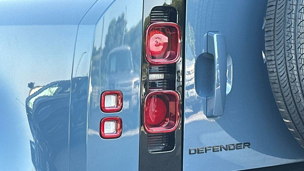 Land Rover Defender Defender X-dynamic Hse D Mhev A Green #19