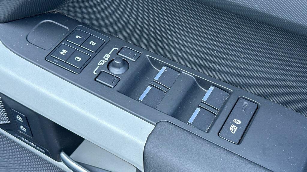 Land Rover Defender Defender X-dynamic Hse D Mhev A Green #25