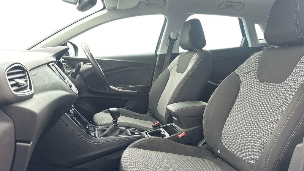 Vauxhall Grandland X 1.2 Turbo Se Grey #3