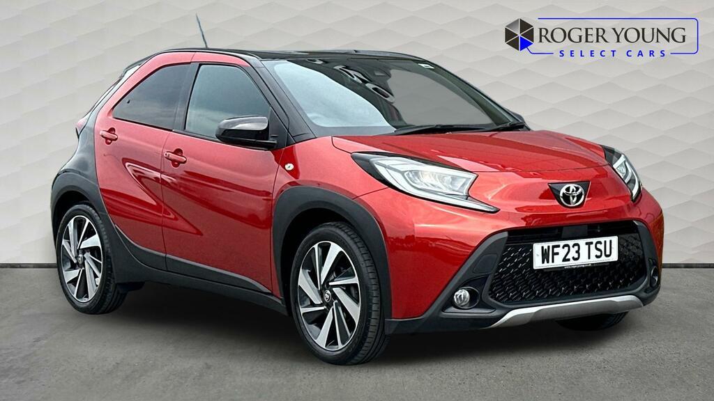 Toyota Aygo X 1.0 Vvt-i Exclusive Red