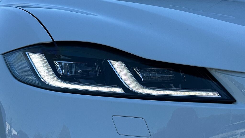 Jaguar F-Pace 2.0 P250i R Dynamic Hse Suv Awd Grey #17