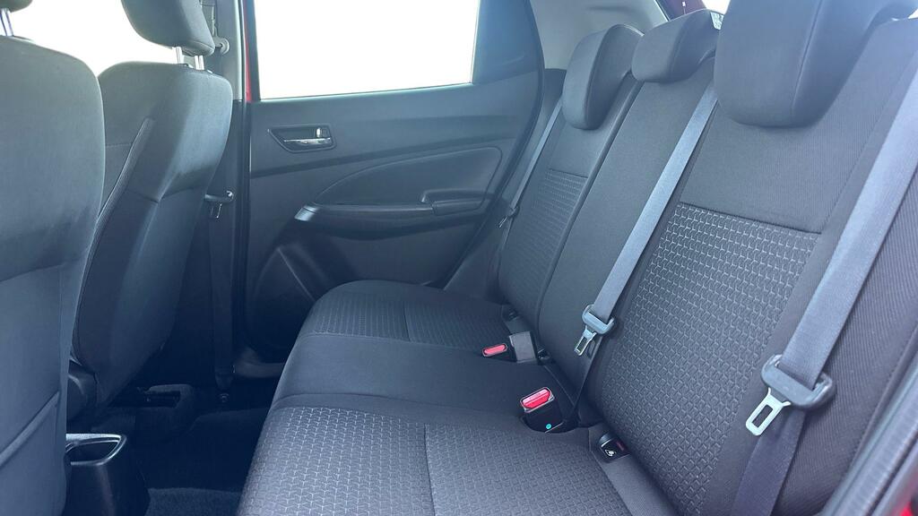 Suzuki Swift 1.2 Dualjet Mhev Sz5 Red #4