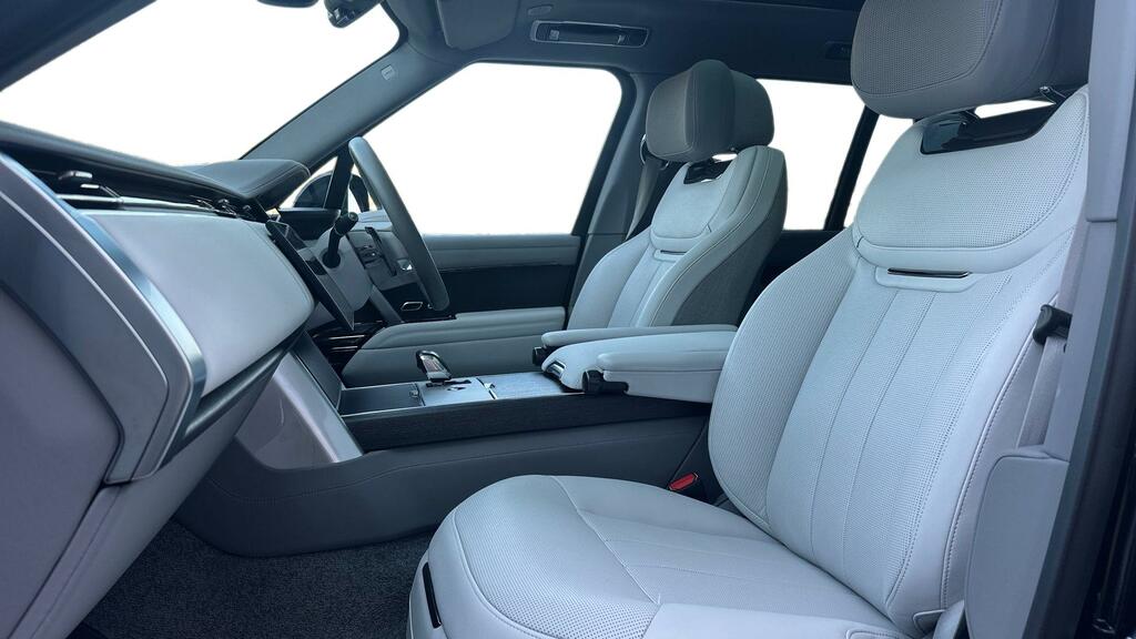 Land Rover Range Rover P615 Sv Swb Black #3