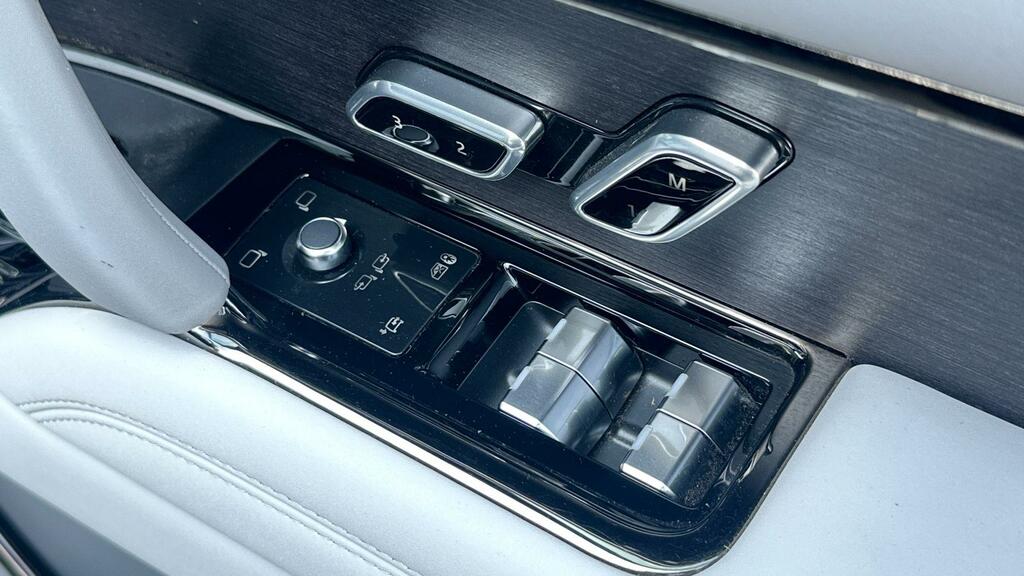 Land Rover Range Rover 3.0 D300 Hse Gold #24