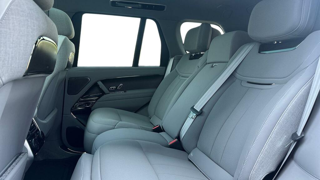 Land Rover Range Rover P615 Sv Swb Black #4
