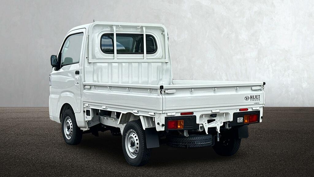 Daihatsu HiJet Pick-up 650Cc White #2