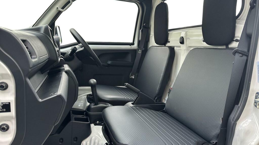 Daihatsu HiJet Pick-up 650Cc White #3