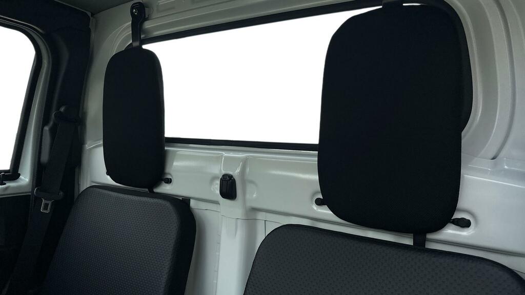Daihatsu HiJet Pick-up 650Cc White #4