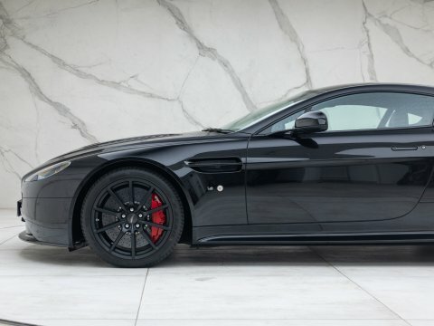 Aston Martin Vantage 4.7 V8 Gt8 Coupe Euro 6 446 Ps Black #47