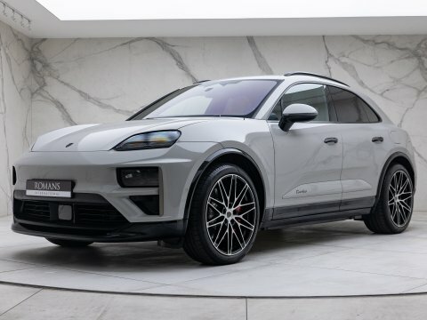 Porsche Macan Turbo Electric 