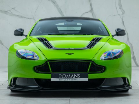 Aston Martin Vantage Gt12  #4