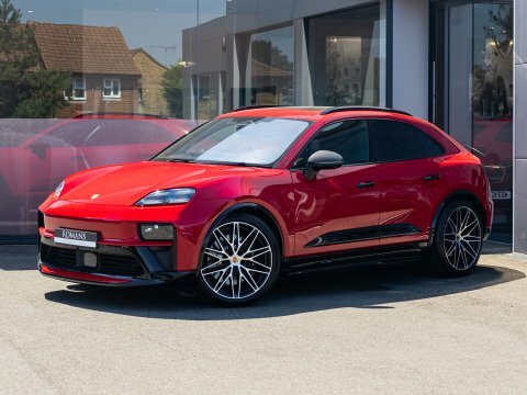 Porsche Macan Gts Electric   #2