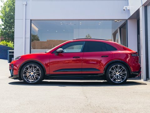 Porsche Macan Gts Electric   #3