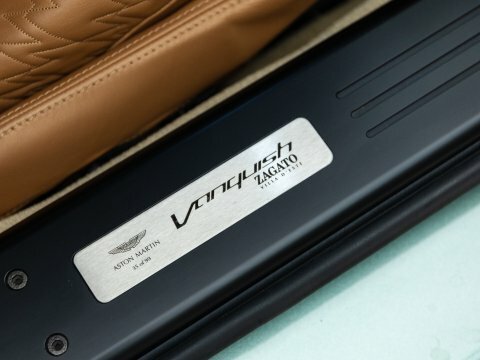 Aston Martin Vanquish 6.0 V12 T-troniii Euro 6 Blue #18