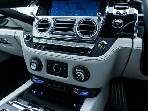 Rolls-Royce Wraith 6.6 V12 Coupe Euro 6 591 Bhp SO19NHP Black #24