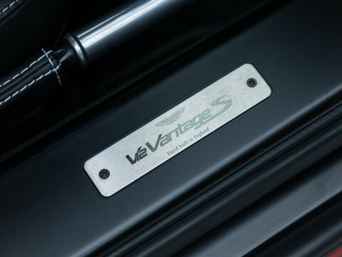 Aston Martin Vantage 4.0 V8 Euro 6 Green #24
