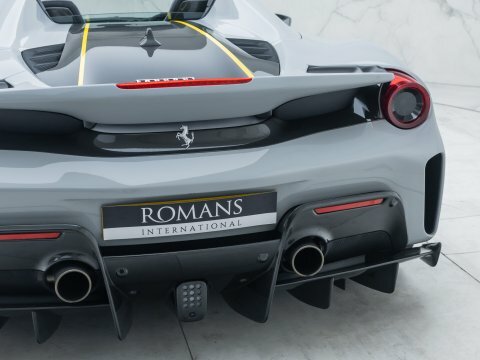Ferrari 488 Pista Coupe Red #33