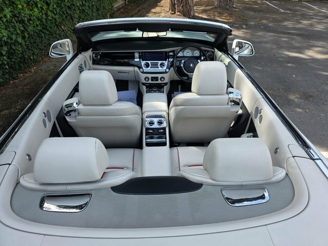 Rolls-Royce Dawn Black Badge Black #25