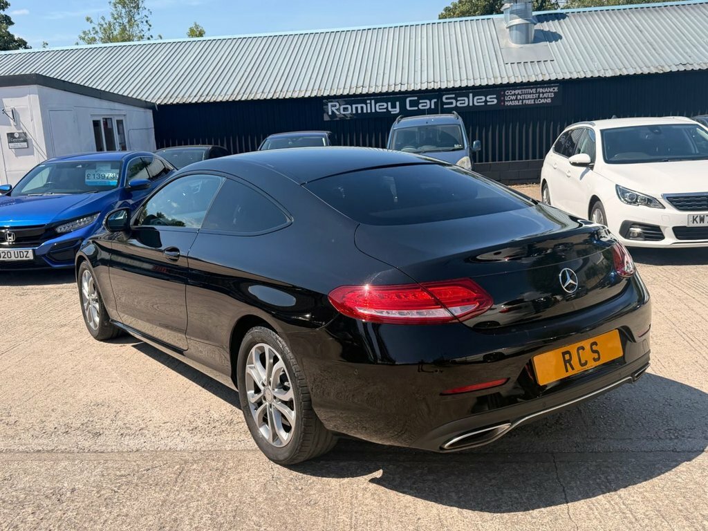 Mercedes-Benz C Class 2L Sport Black #4