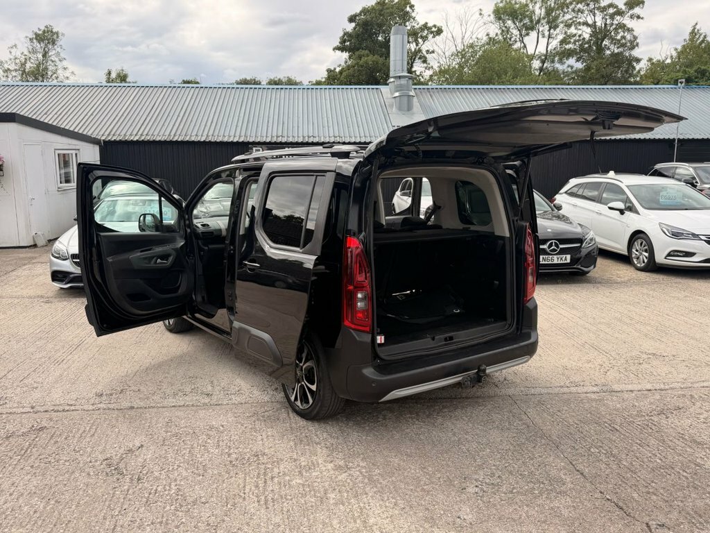 Citroen e-Berlingo 100Kw Feel M 50Kwh 11Kwch Beige #25
