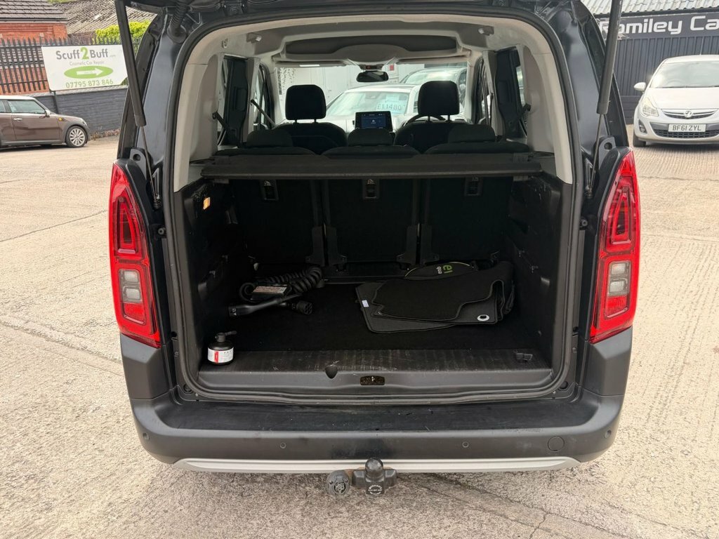 Citroen e-Berlingo 100Kw Feel M 50Kwh 11Kwch Beige #19