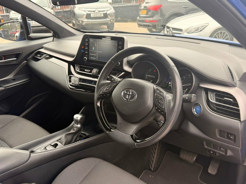 Toyota C-Hr 1.8L Icon Blue #6