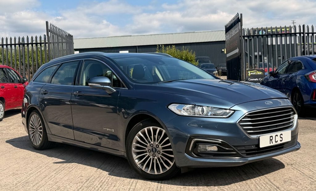 Ford Mondeo 2L Titanium Edition Blue