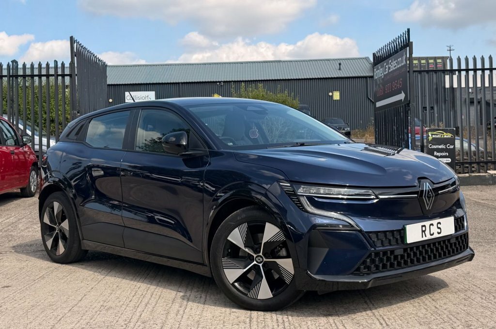 Renault Megane E-Tech Hatchback Blue
