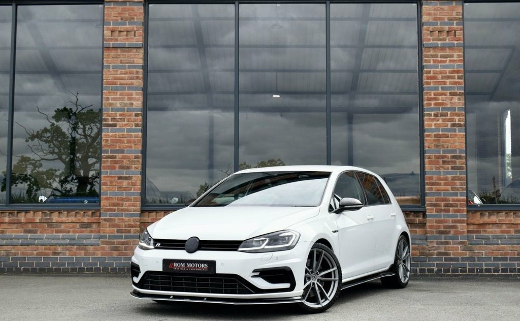 Volkswagen Golf 2L R White