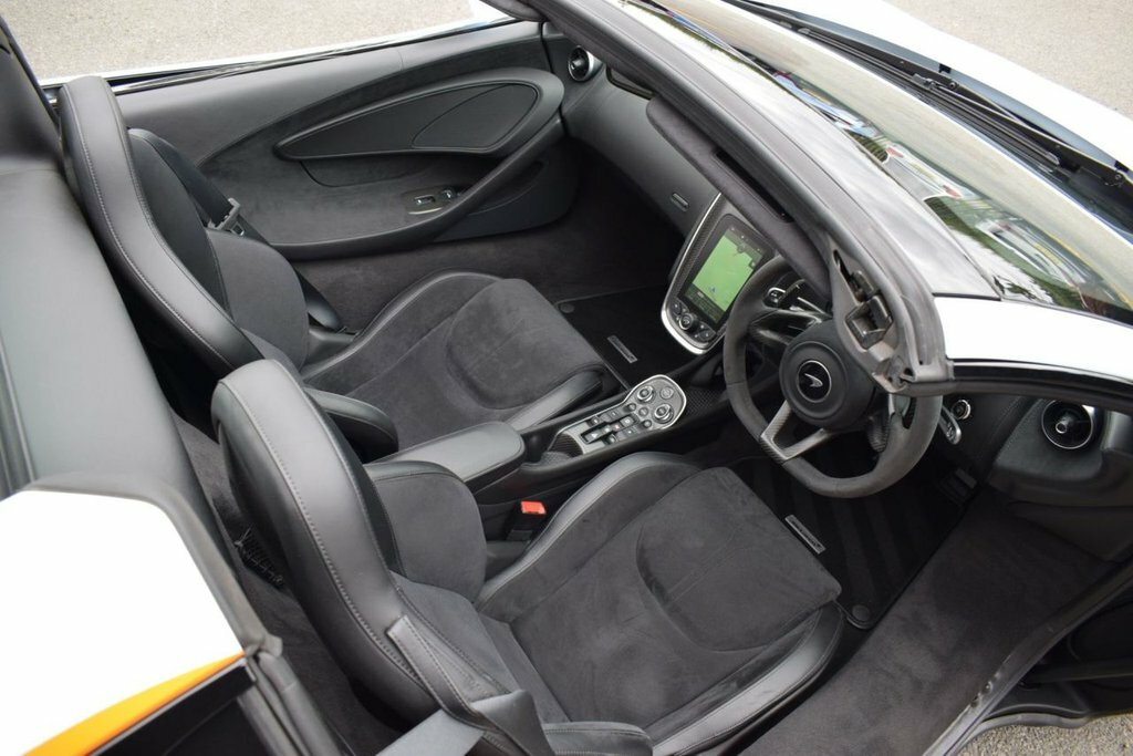 McLaren 570S 3.8T V8 Spider Ssg Euro 6 Ss Black #15