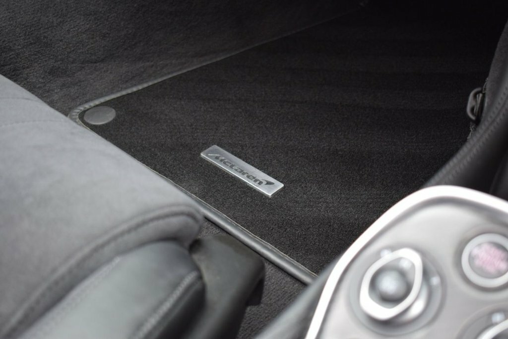 McLaren 570S 3.8T V8 Spider Ssg Euro 6 Ss Black #19