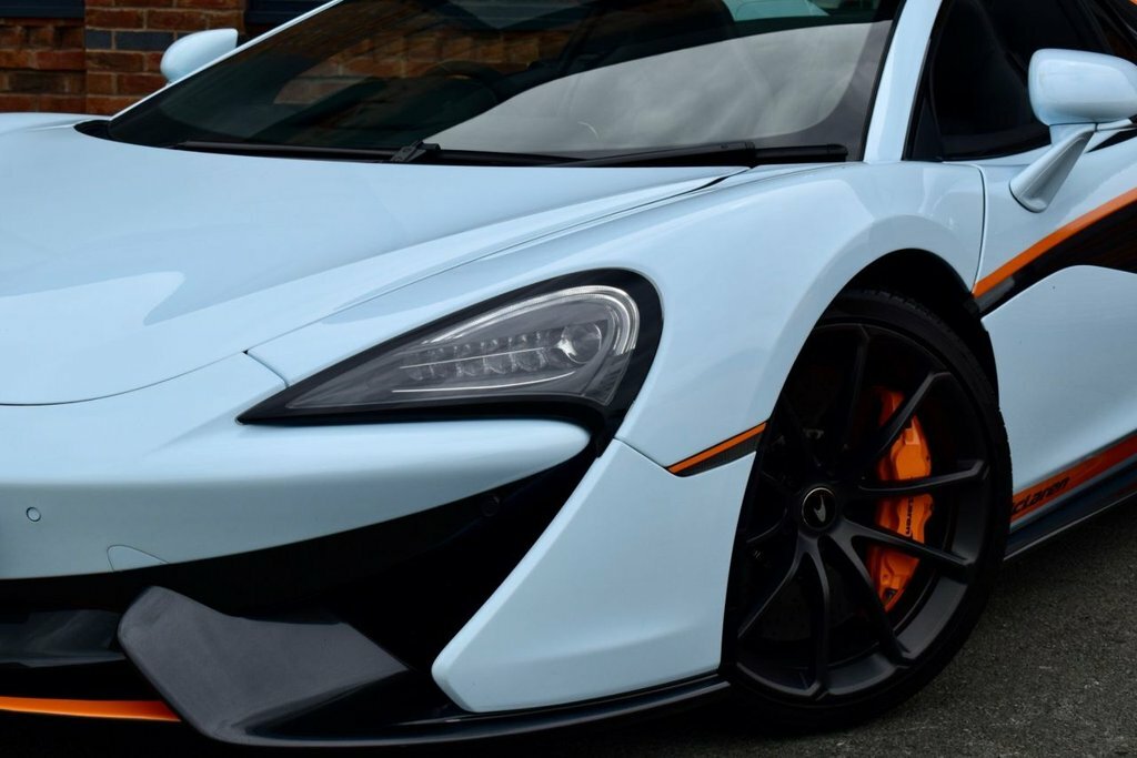 McLaren 570S 3.8T V8 Spider Ssg Euro 6 Ss Black #38