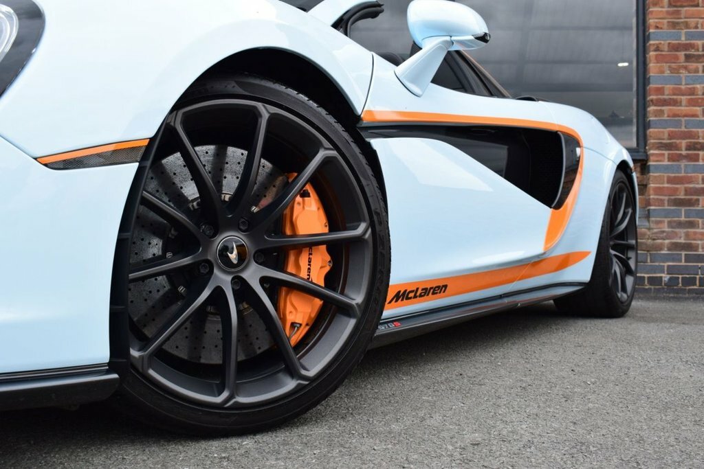 McLaren 570S 3.8T V8 Spider Ssg Euro 6 Ss Black #33