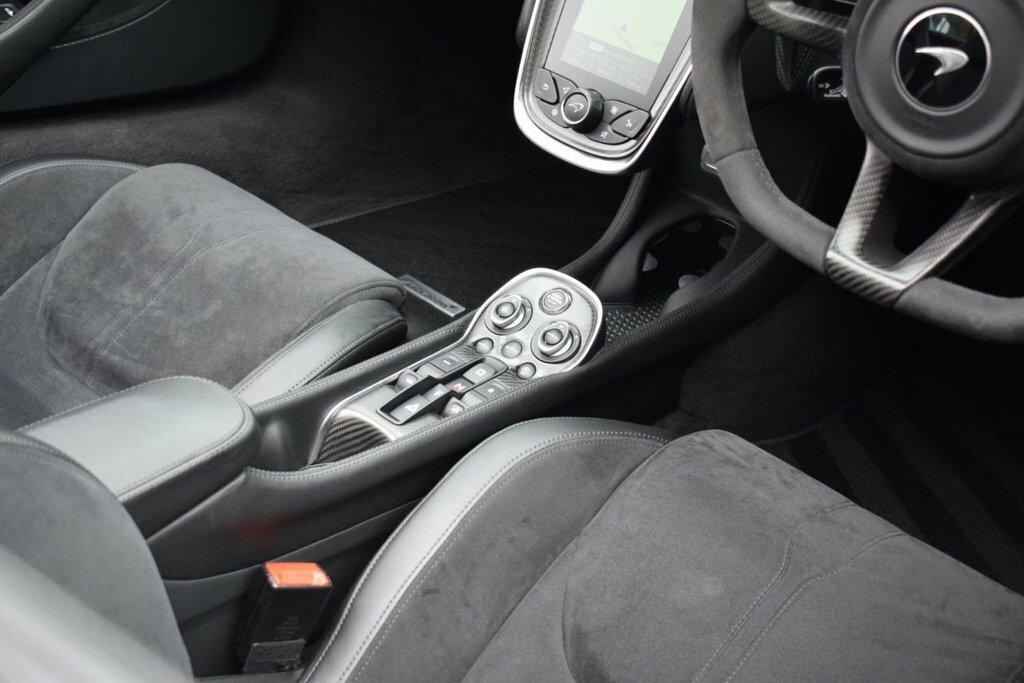 McLaren 570S 3.8T V8 Spider Ssg Euro 6 Ss Black #10