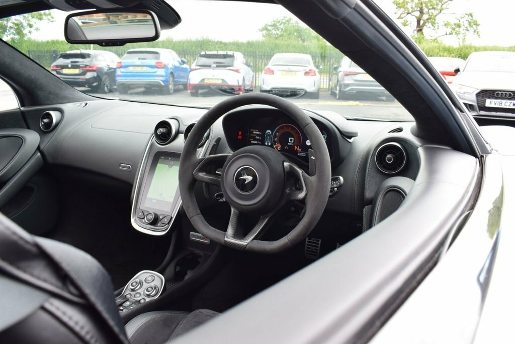 McLaren 570S 3.8T V8 Spider Ssg Euro 6 Ss Black #11