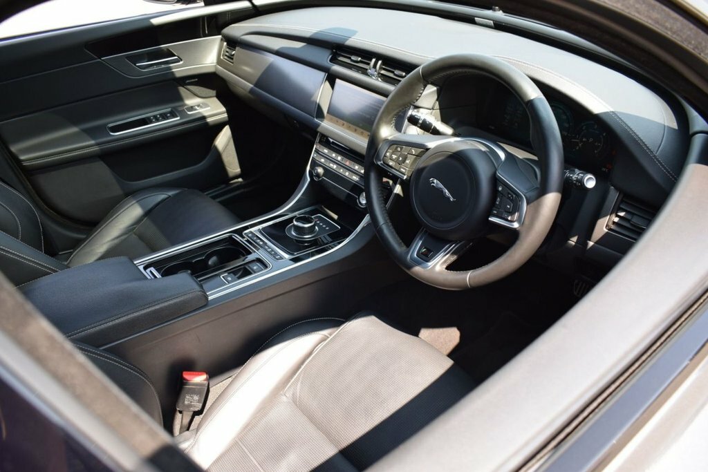 Jaguar XF 3L S Grey #3