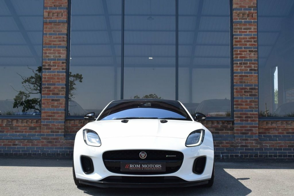 Jaguar F-Type 2L R-dynamic White #3