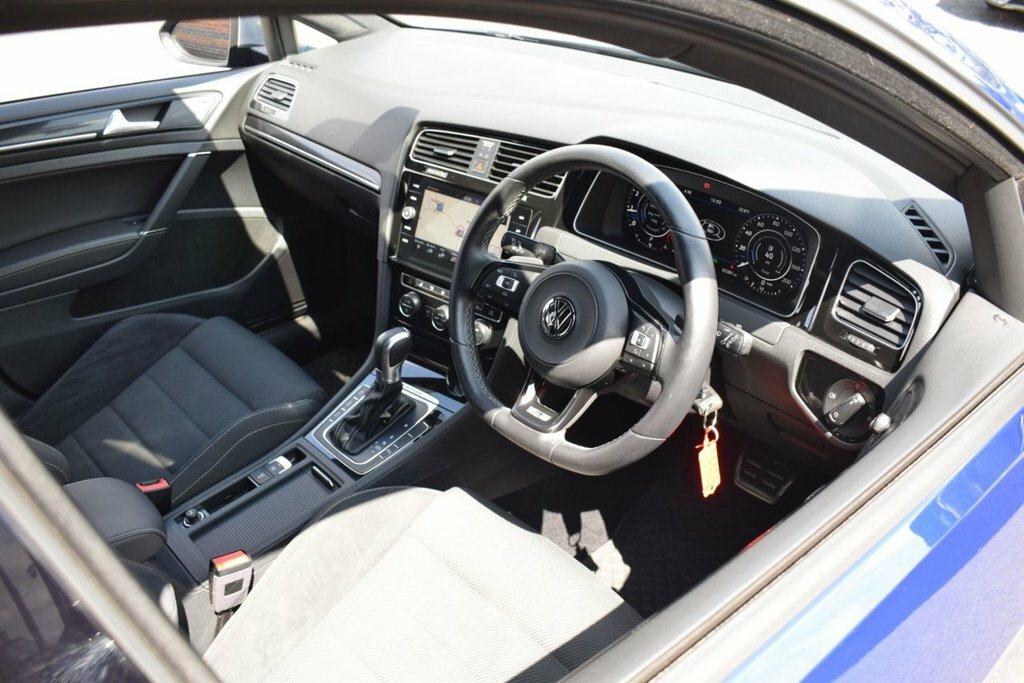 Volkswagen Golf 2L R LJ18VJY Blue #3