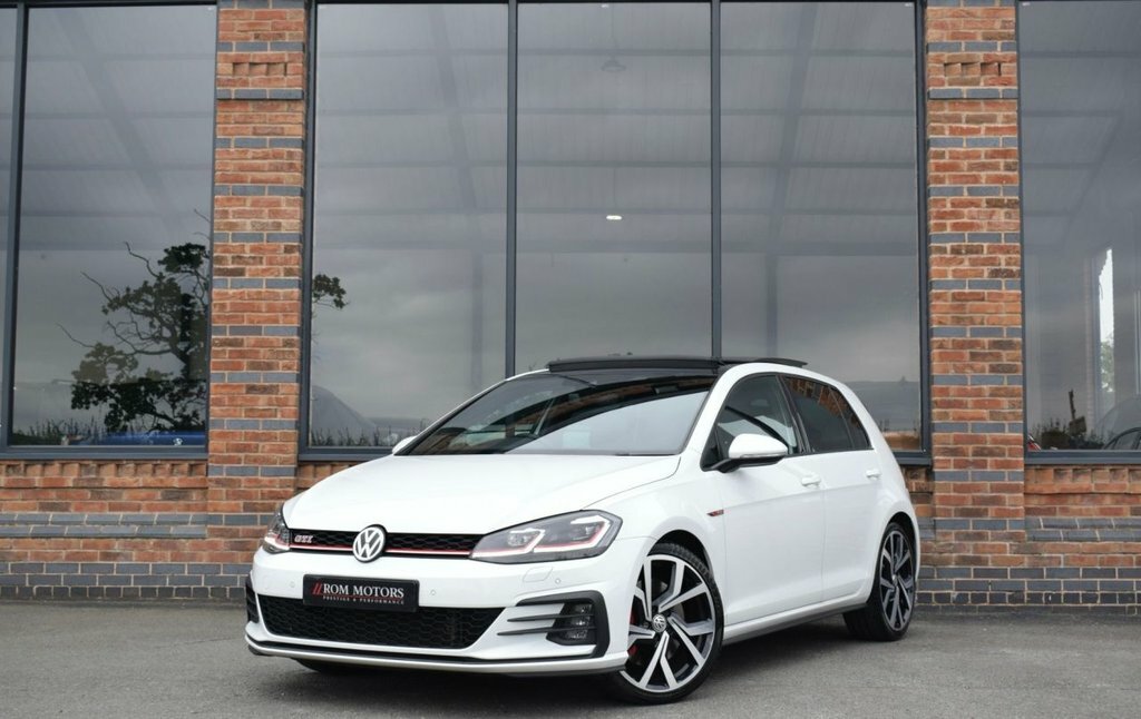 Volkswagen Golf 2L Gti Performance White