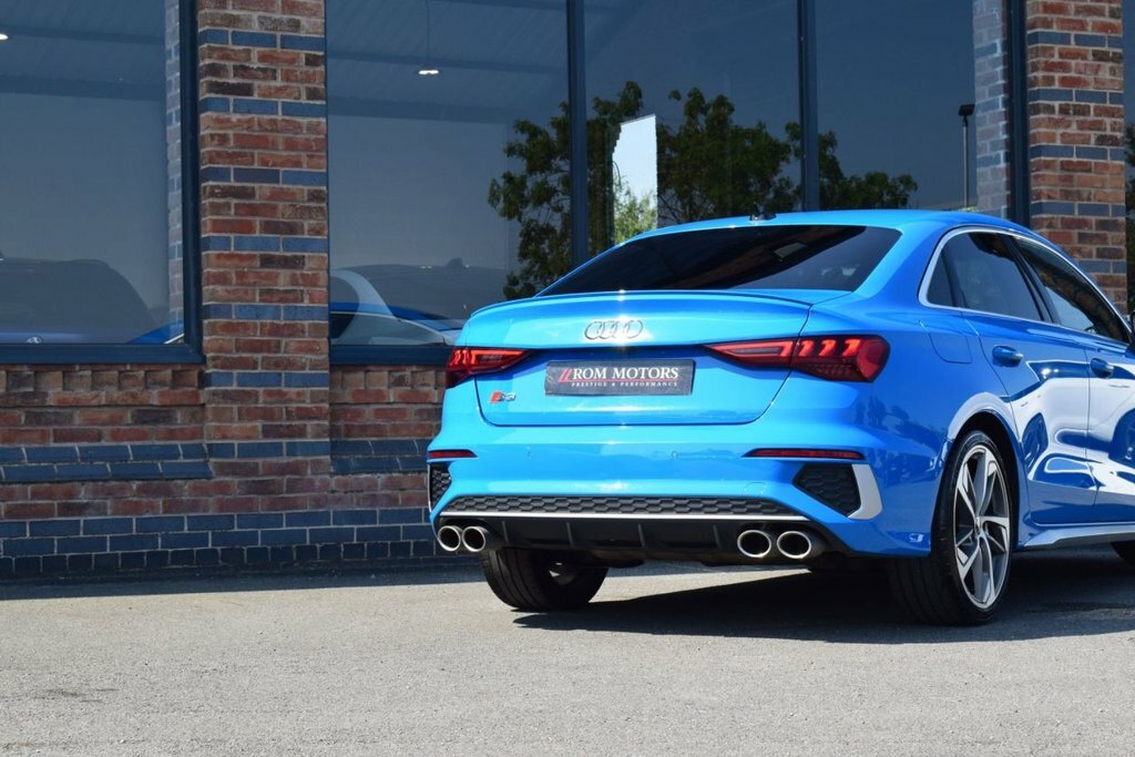 Audi S3 2L Null Black #38