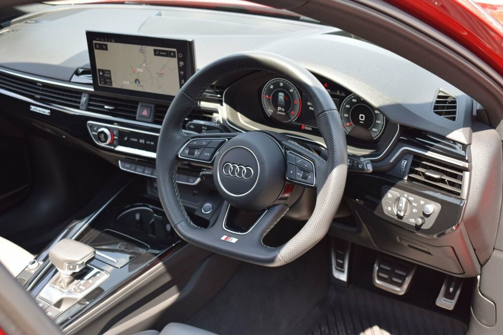 Audi A4 Avant Technik Black #15