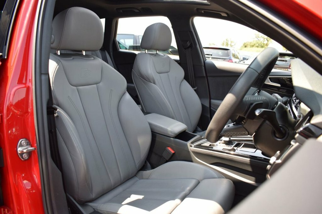 Audi A4 Avant Technik Black #14