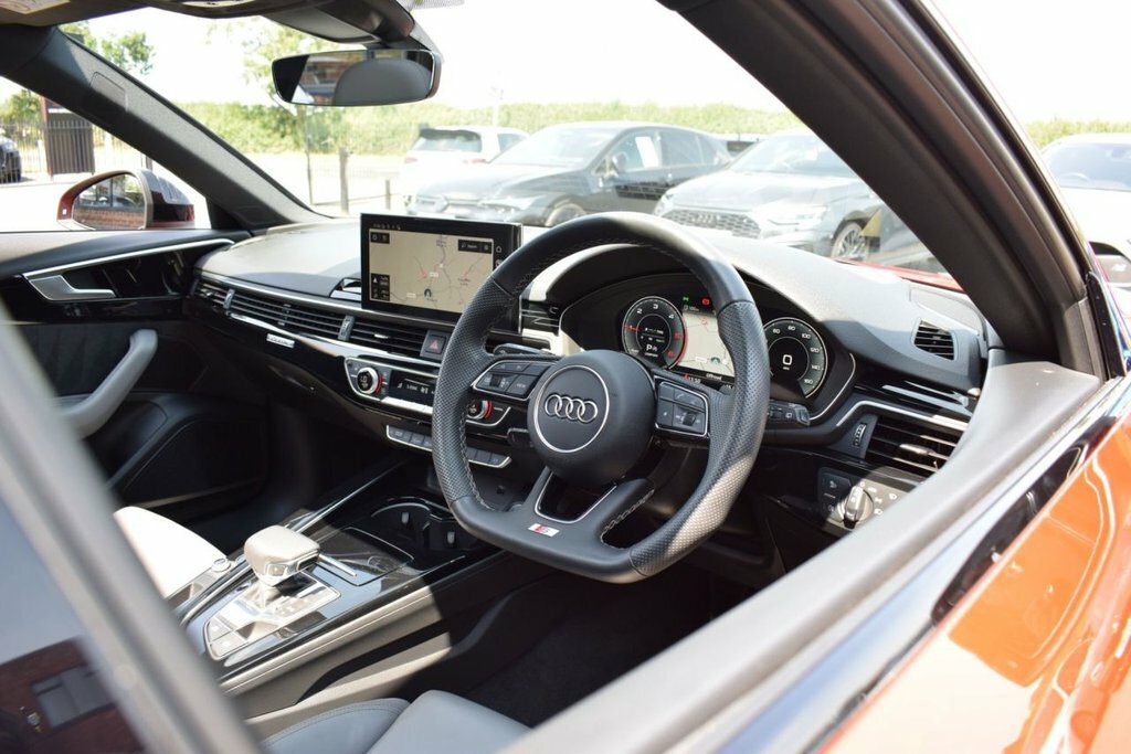 Audi A4 Avant Technik Black #13