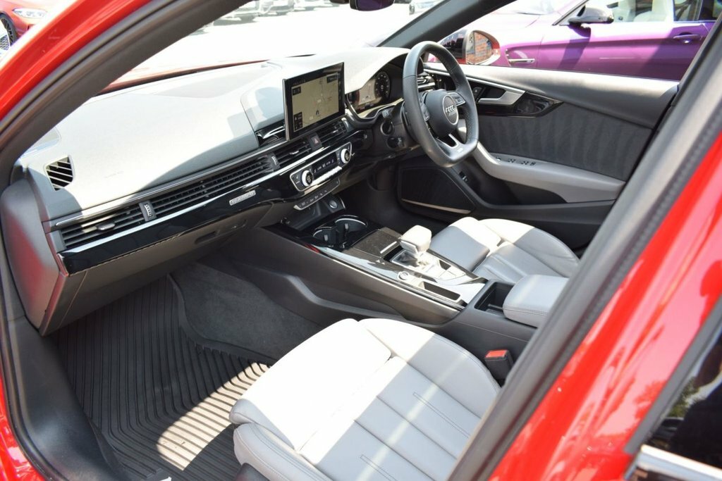 Audi A4 Avant Technik Black #35