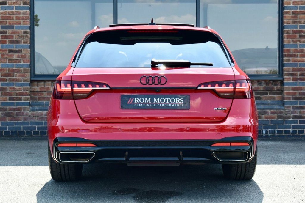 Audi A4 Avant Technik Black #39