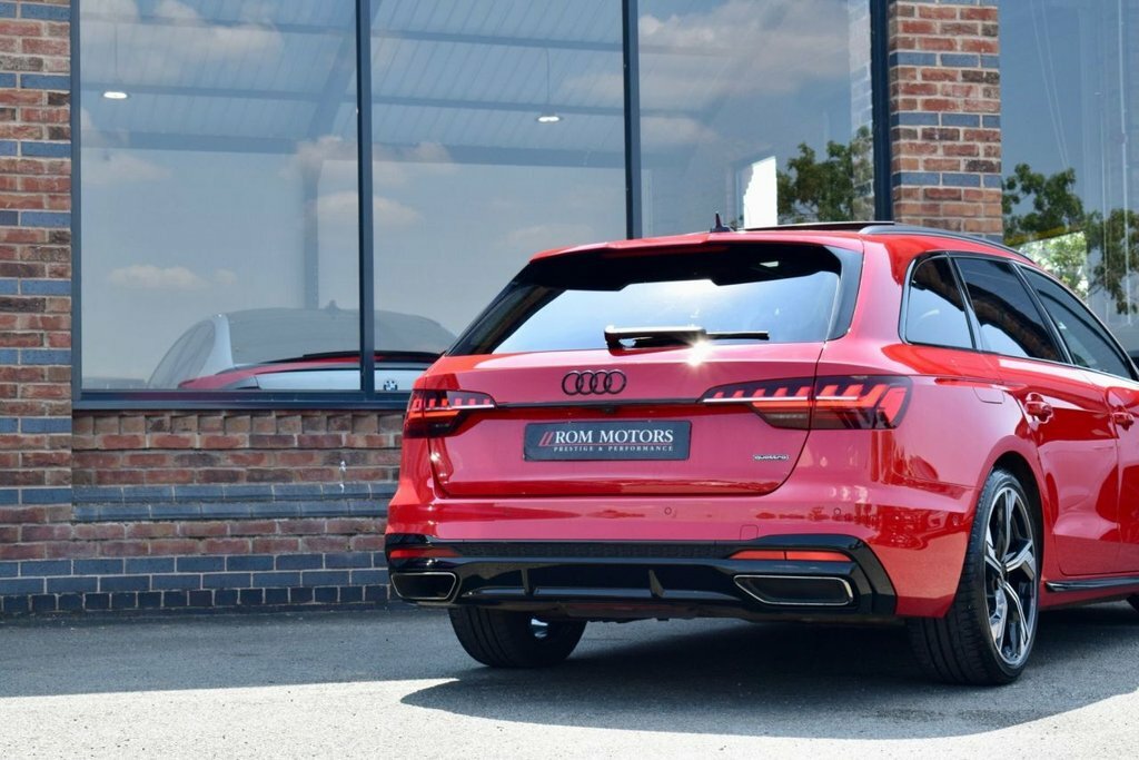 Audi A4 Avant Technik Black #50