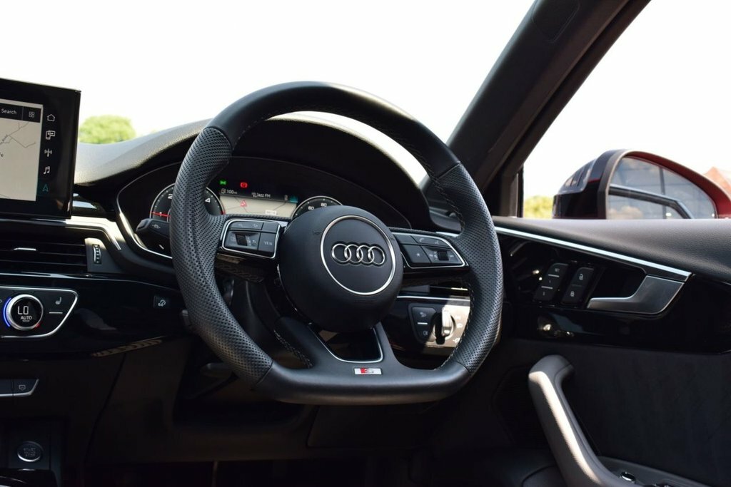 Audi A4 Avant Technik Black #22